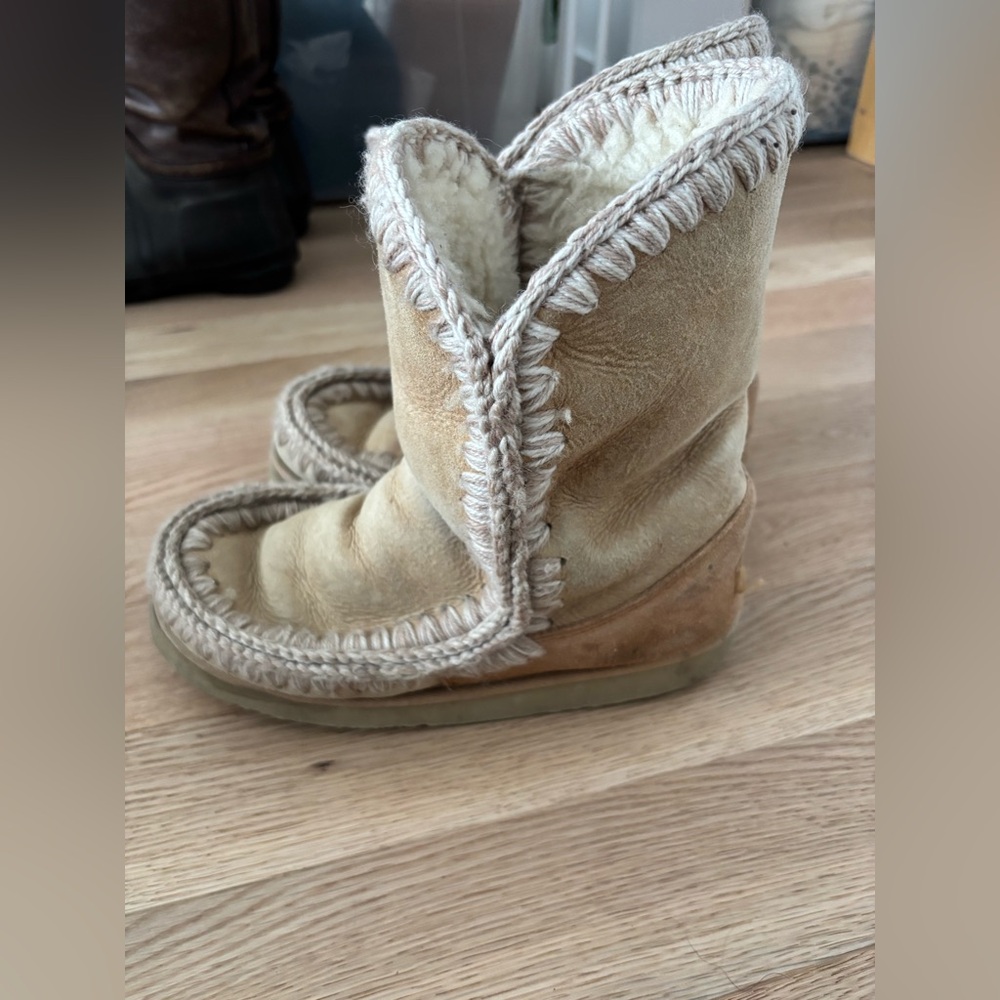 Mou Beige Shearling Winter Boots